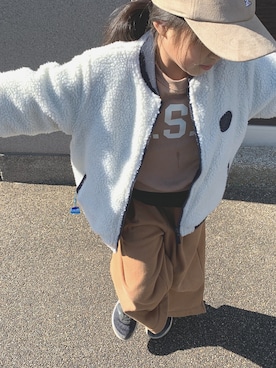 「USA」｜「アイテム（スウェット）」を使った、tknkさん（キッズ・120cm）の冬コーディネート