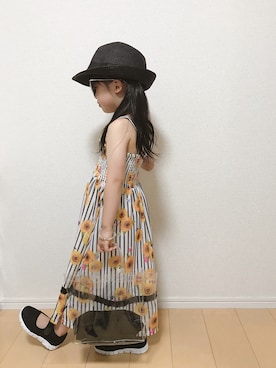 ワンピースを使った ひまわり柄 の人気ファッションコーディネート 年齢 9歳以下 Wear
