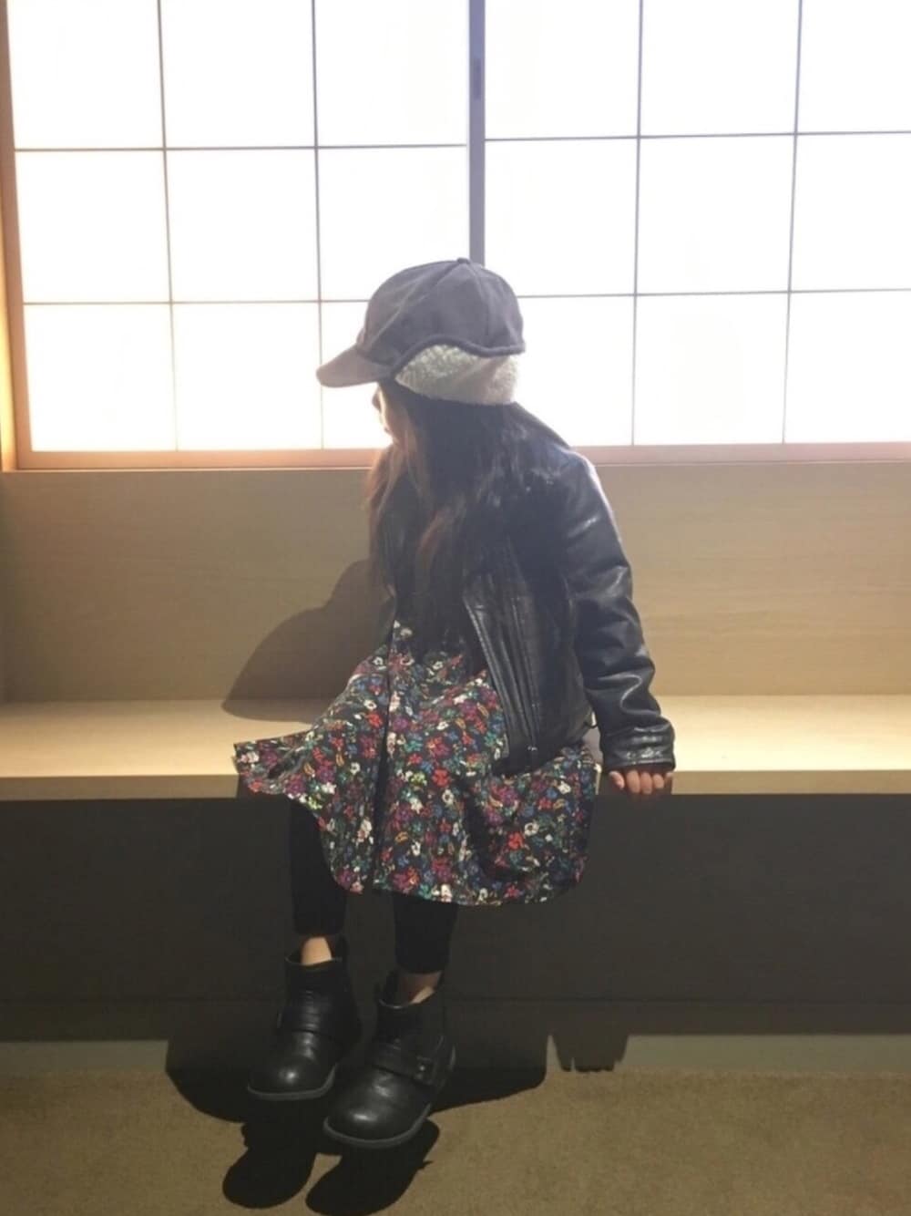 「キッズファッション、女の子、京都、花柄、花柄ワンピース、Right-on、スリコ、伏見稲荷」｜「Right-onの【MPS】花柄ワンピース （ワンピース、ブルー系）」を使った、naaaさん（キッズ・110cm）の秋コーディネートの1枚目の写真