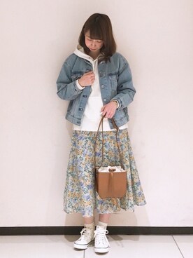「Te chichi（テチチ）のアイテム（デニムジャケット）」を使った、megさん（レディース・159cm）の春コーディネート