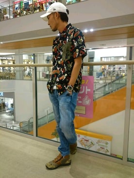 「TYPE BLUE（タイプブルー）のアイテム」を使った、YOSHI☆LAWさん（メンズ・173cm）の春コーディネート