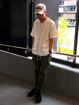 「ブイネック」｜YOSHI☆LAWさん（メンズ・173cm）の夏コーディネート
