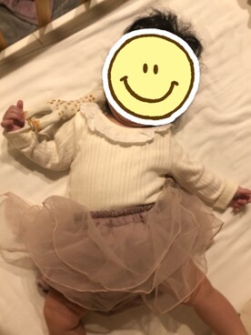 「petit main（プティマイン）の抗菌防臭 レース衿つきロンパース（ロンパース、ホワイト系）」を使った、locomocoさん（キッズ）の春コーディネート