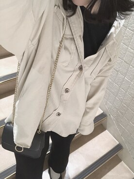「リブニット」｜「アイテム（ミリタリージャケット）」を使った、るいべあさん（レディース・163cm）の春コーディネート