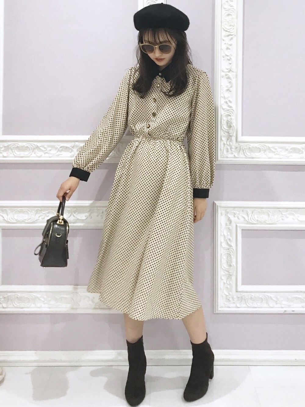 「ワンピース、休日スタイル、プチプラコーデ、おしゃれさんと繋がりたい、デート、フェミニン」｜「archives e'piceの《限定item》配色衿アソート釦ワンピース（ワンピース、ベージュ系）」を使った、EPIMI ÉPIMMYさん（レディース・163cm）の冬コーディネートの1枚目の写真