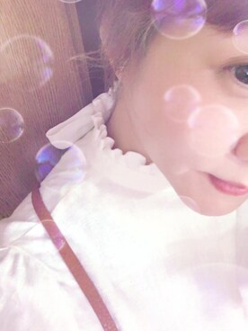 「Handmade（ハンドメイド）のアイテム（シャツ/ブラウス、ホワイト系）」を使った、mikiさん（レディース・169cm）の冬コーディネート