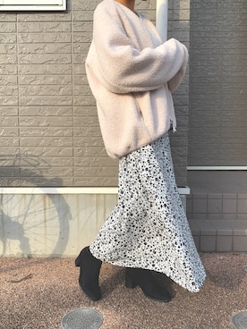 「花柄スカート」｜「アイテム（ノーカラーコート）」を使った、tmaariaさん（レディース・151cm）の冬コーディネート