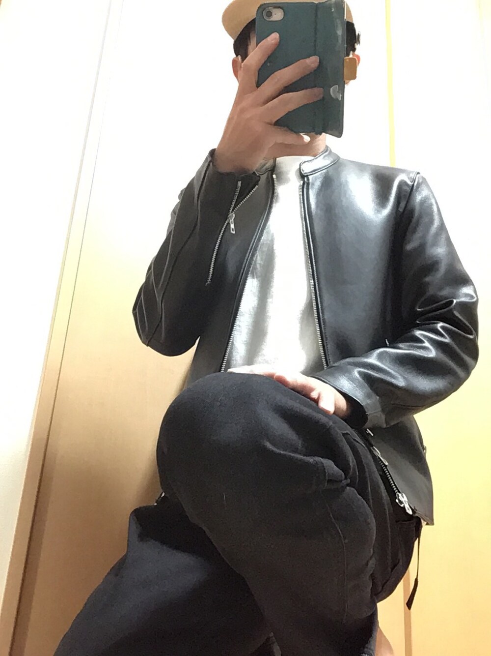 「秋のコーデ、ライダースジャケット、ブラックデニム」｜「417 EDIFICEの◆Lamb leather / ラム レザー シングルライダース ブルゾン（ライダースジャケット、ブラック系）」を使った、retannさん（メンズ・170cm）の秋コーディネートの1枚目の写真