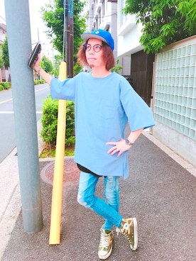 「JIMMY CHOO（ジミーチュウ）のアイテム（財布/小物）」を使った、MOROⓂ︎さん（メンズ・170cm）の春コーディネート