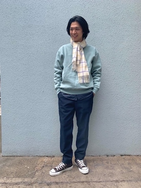 「アイテム（マフラー、ホワイト系）」を使った、武藤 誠さん（メンズ・175cm）の冬コーディネート