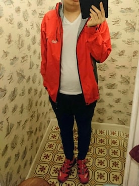 「Rab（ラブ）のアイテム」を使った、Dasabala Limさん（メンズ・185cm）の秋コーディネート