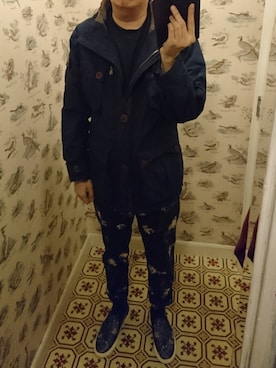 「AIGLE（エーグル）のアイテム（ピーコート）」を使った、Dasabala Limさん（メンズ・185cm）の秋コーディネート