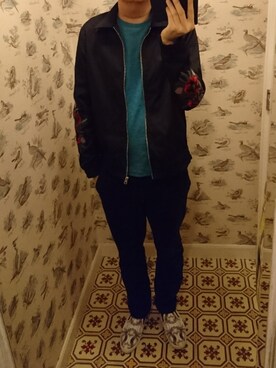 「アイテム（スリッポン、その他）」を使った、Dasabala Limさん（メンズ・185cm）の秋コーディネート