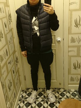 「AIGLE（エーグル）のアイテム（ジャケット/アウター）」を使った、Dasabala Limさん（メンズ・185cm）の冬コーディネート