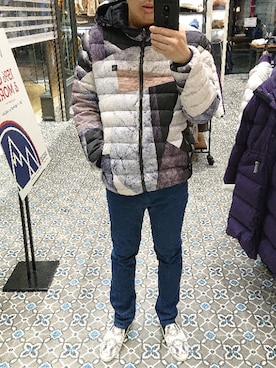 「FILA（フィラ）のアイテム（ダウンジャケット/コート）」を使った、Dasabala Limさん（メンズ・185cm）の冬コーディネート