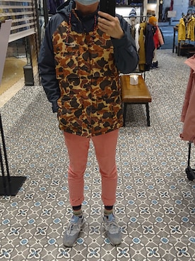 「outfit」｜「アイテム（スタジャン）」を使った、Dasabala Limさん（メンズ・185cm）の冬コーディネート