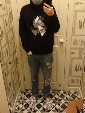 「men」｜「アイテム（スウェット）」を使った、Dasabala Limさん（メンズ・185cm）の冬コーディネート