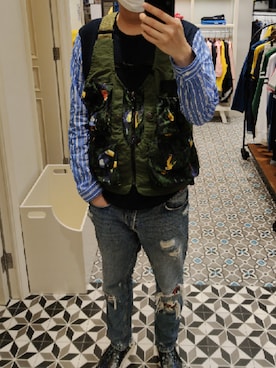 「H&M（エイチ・アンド・エム）のアイテム（スリッポン）」を使った、Dasabala Limさん（メンズ・185cm）の春コーディネート