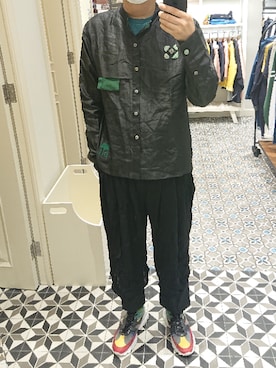 「AIGLE（エーグル）のアイテム（トップス）」を使った、Dasabala Limさん（メンズ・185cm）の春コーディネート