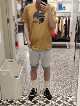 「AIGLE（エーグル）のアイテム（トップス）」を使った、Dasabala Limさん（メンズ・185cm）の春コーディネート