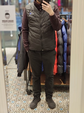 「AIGLE（エーグル）のアイテム（トップス）」を使った、Dasabala Limさん（メンズ・185cm）の冬コーディネート