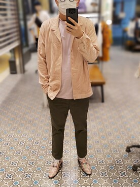 「COS（コス）のアイテム（ジャケット/アウター）」を使った、Dasabala Limさん（メンズ・185cm）の春コーディネート