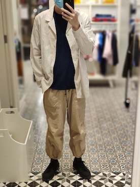 「G2000 （ジートゥサウザンド）のアイテム」を使った、Dasabala Limさん（メンズ・185cm）の春コーディネート