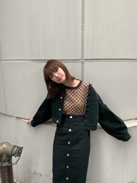 金澤 葵さんの「バックスリットタイトスカート」を使ったコーディネート