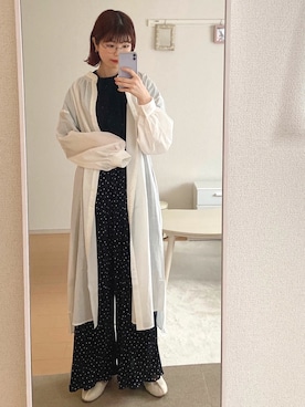 「Samansa Mos2 blue（サマンサモスモスブルー）のアイテム（シャツワンピース）」を使った、アカリと柚子さん（レディース・165cm）の春コーディネート