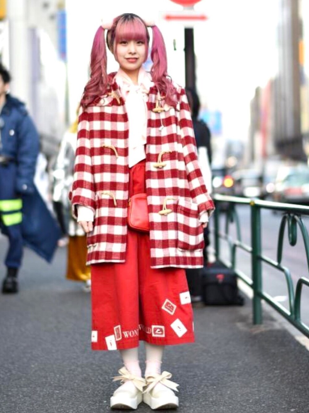 最高 ピンクハウス ピンクデニムワッペン使いジャケット+巻きスカート
