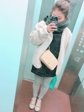 「chanel」｜「アイテム（その他アウター）」を使った、yumiさん（レディース・160cm）の冬コーディネート
