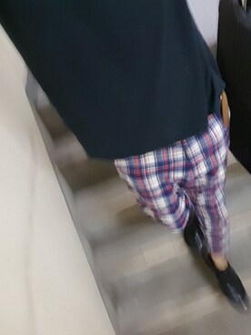 「SISE（シセ）のアイテム（Tシャツ/カットソー、ブラック系）」を使った、suguruさん（メンズ・180cm）の秋コーディネート
