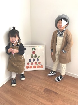 「コーディガン」｜「アイテム（オールインワン・サロペット）」を使った、はるこは☻さん（キッズ・100cm）の冬コーディネート