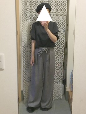 「GU（ジーユー）のアイテム（パンツ、グレー系）」を使った、tomokoさん（レディース・164cm）の秋コーディネート
