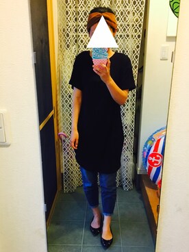 「GU（ジーユー）の(GU)カットオフジーンズ BLUE 58（デニムパンツ、ブルー系）」を使った、tomokoさん（レディース・164cm）の秋コーディネート