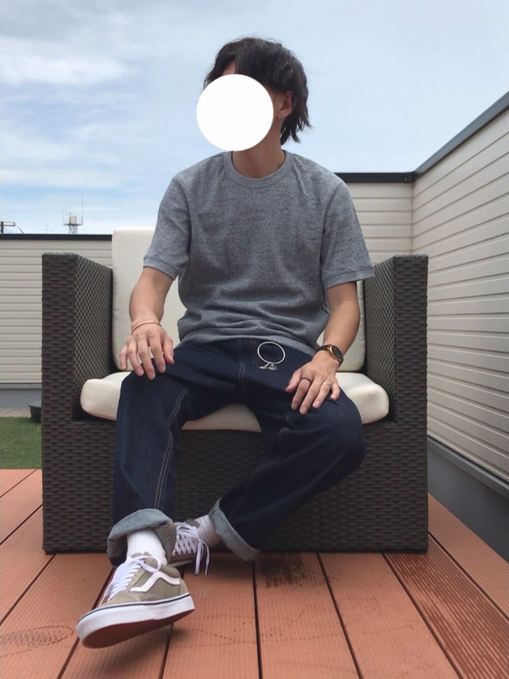 「UNIQLO、サーマルカットソー、ワッフルクルーネックＴ、GU、ワイドパンツ、ワイドデニム、オールドスクール、Daniel Wellington、プチプラ、いいね、save、フォローお願いします🤑」｜「UNIQLOのワッフルクルーネックT（半袖）（Tシャツ/カットソー、グレー系）」を使った、ファルルさん（メンズ・173cm）の夏コーディネートの1枚目の写真