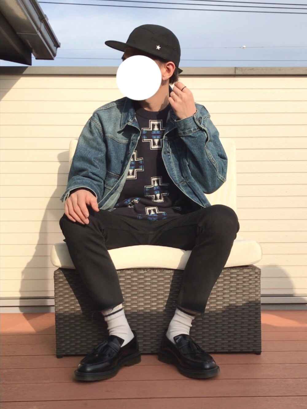 「ジェットキャップ、GU、Kim jones、Gジャン、デニムジャケット、柄ニット、ナバホ、スキニーデニム、プチプラ、いいね、save、フォローお願いします🤑」｜「2 class.icsのスタージェットキャップ（キャップ、ブラック系）」を使った、ファルルさん（メンズ・173cm）の冬コーディネートの1枚目の写真