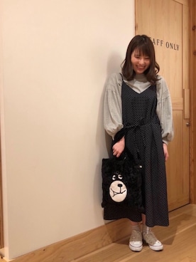「coen（コーエン）のアイテム（財布/小物）」を使った、coen むなかたさん（レディース・149cm）の春コーディネート