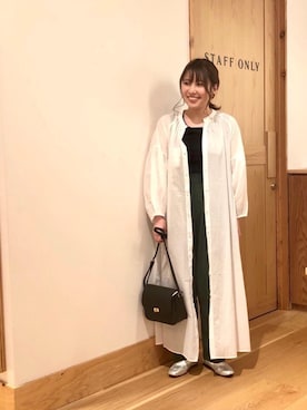 「インドコットン」｜「アイテム（スリッポン）」を使った、coen むなかたさん（レディース・149cm）の春コーディネート