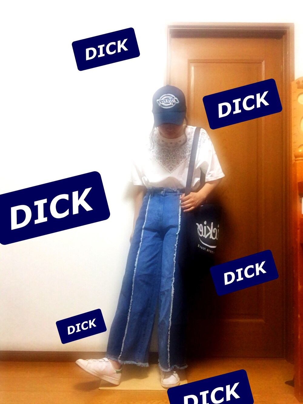 「outfit、summer、denim、casual、sneakers、キャップ、stan smith」｜「Dickiesのアイテム（キャップ、ブルー系）」を使った、佳澄さん（レディース・161cm）の夏コーディネートの1枚目の写真
