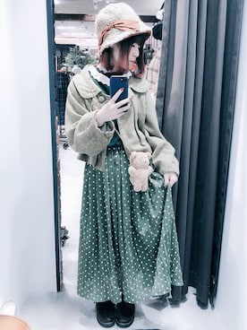 「merry jenny（メリージェニー）のアイテム（スマホケース/カバー）」を使った、JOMAさん（レディース・154cm）の冬コーディネート
