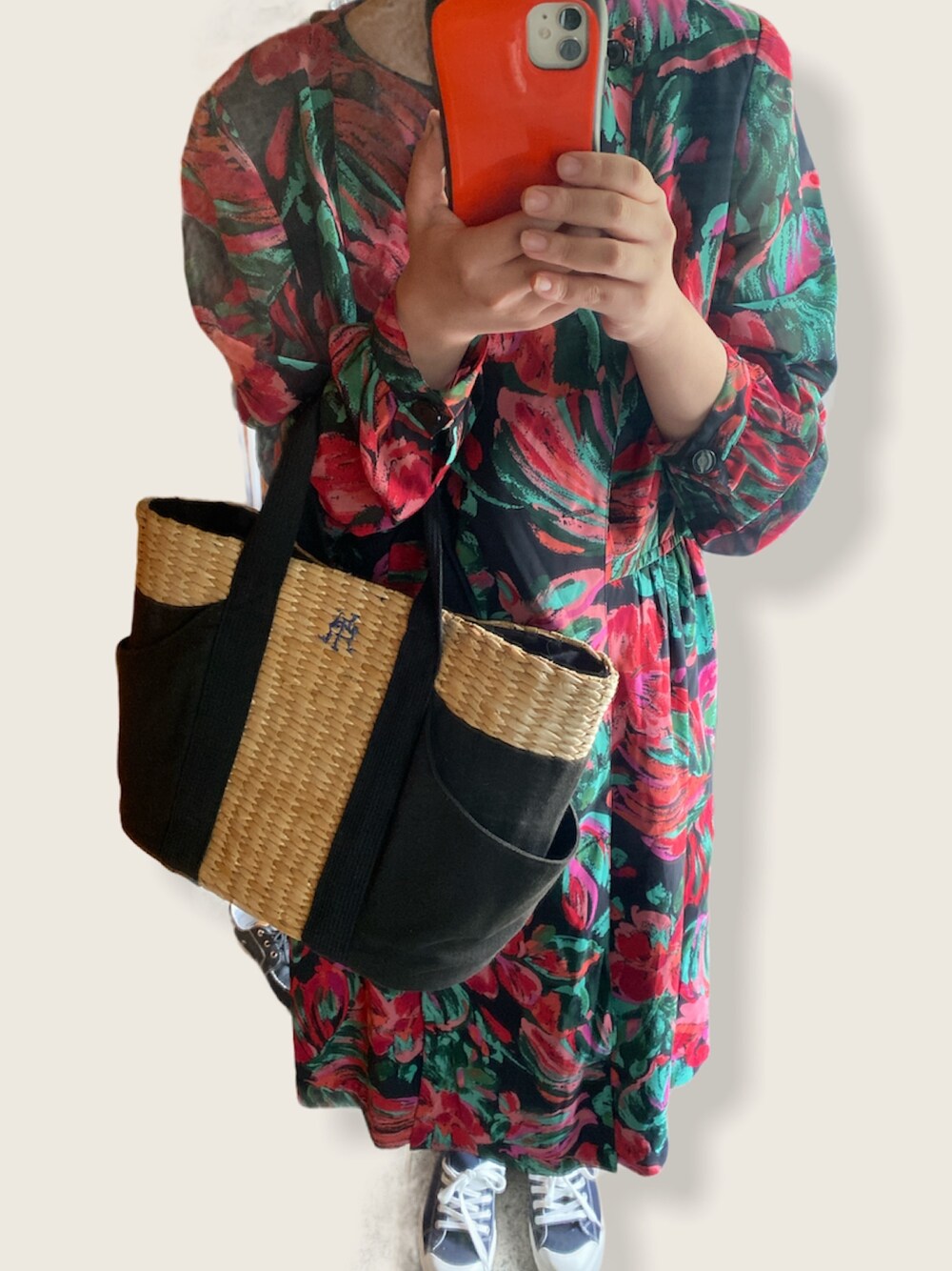 「昭和レトロ、レトロコーデ、柄ワンピース」｜「VINTAGEのアイテム（ワンピース、ブラック系）」を使った、beeeeko0119さん（レディース・162cm）の夏コーディネートの1枚目の写真