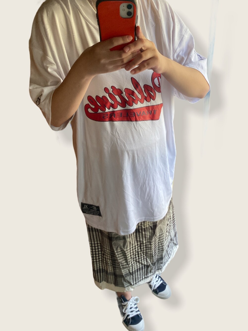 「古着女子、used、プチプラ、ベースボールシャツ、ゆるコーデ、無印良品、破格コーデ、100円コーデ」｜「古着のアイテム（その他トップス、ホワイト系）」を使った、beeeeko0119さん（レディース・162cm）の夏コーディネートの1枚目の写真