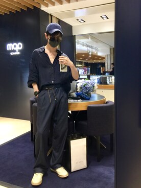 「日系极简」｜「アイテム（スラックス）」を使った、犀牛さん（メンズ・175cm）の夏コーディネート