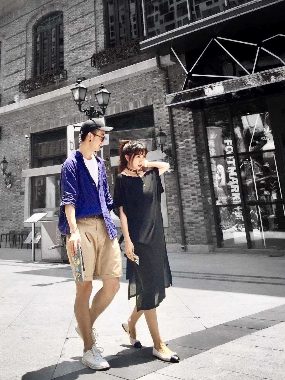 「ootd、夏、街头搭配、休闲、工装裤、男の子」｜「TRENDIANOのアイテム（シャツ/ブラウス、ブルー系）」を使った、犀牛さん（メンズ・176cm）の夏コーディネートの1枚目の写真