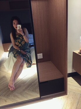 七七尔未央さんのコーディネート