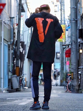 「VLONE（ヴィーロン）のアイテム」を使った、ASAさん（メンズ・166cm）の夏コーディネート