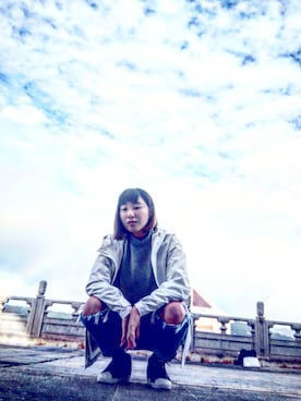 「school」｜「アイテム（マウンテンパーカー）」を使った、任羿さん（レディース・153cm）の秋コーディネート
