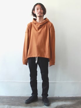 「アイテム（パーカー）」を使った、しまださん（メンズ・174cm）の夏コーディネート