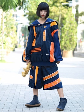 「PUMA」｜「アイテム（ジャージ）」を使った、Zou Yilu (セレクトショップ)さん（レディース・160cm）の冬コーディネート